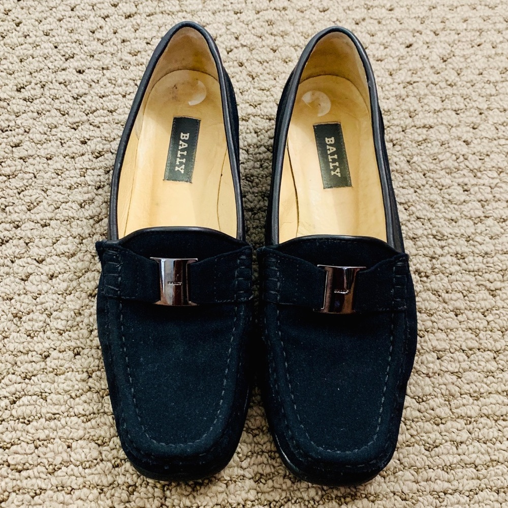 Vintage Tempest Bally Suede Loafers Size 6.5